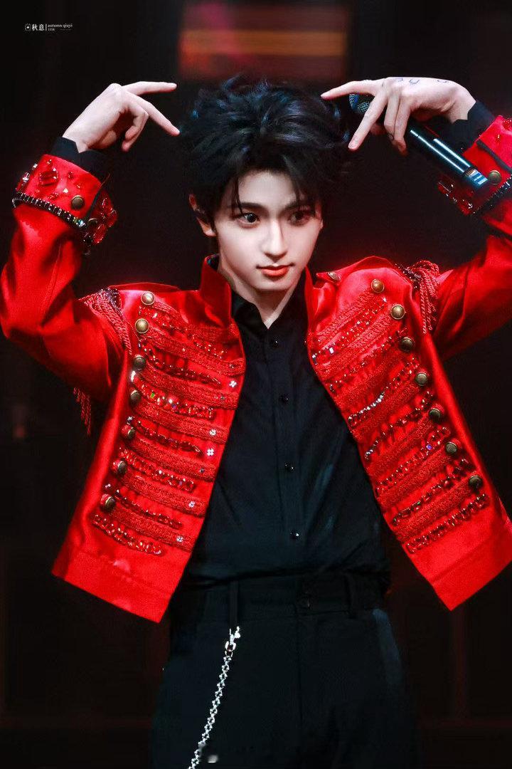 经纪人综艺拟邀陈丽君穆祉丞 陈丽君和穆祉丞如果能参加《我做经纪人》，应该能学到不