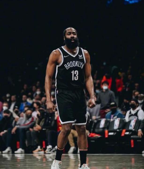 这应该是对哈登最高级别的认可了！
 
前NBA名宿、那个打球骚气冲天的“白巧克力