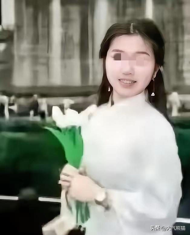 湘雅医院的孙同学，从小学到中学的成绩一直都是名列前茅，能考入大名鼎鼎的深圳中学也