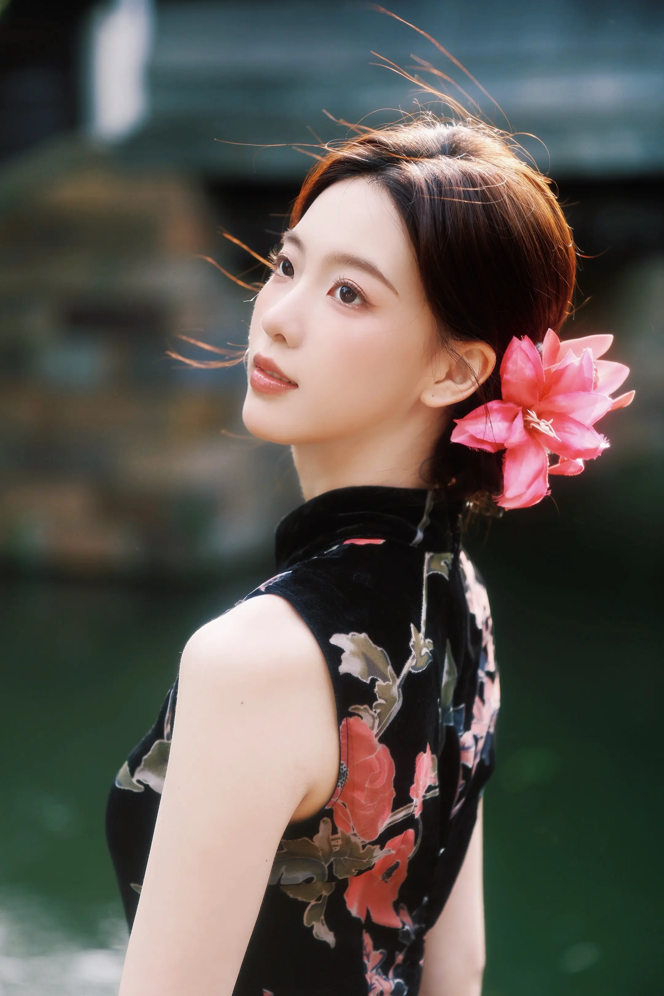 “历历在目却无从勾勒”