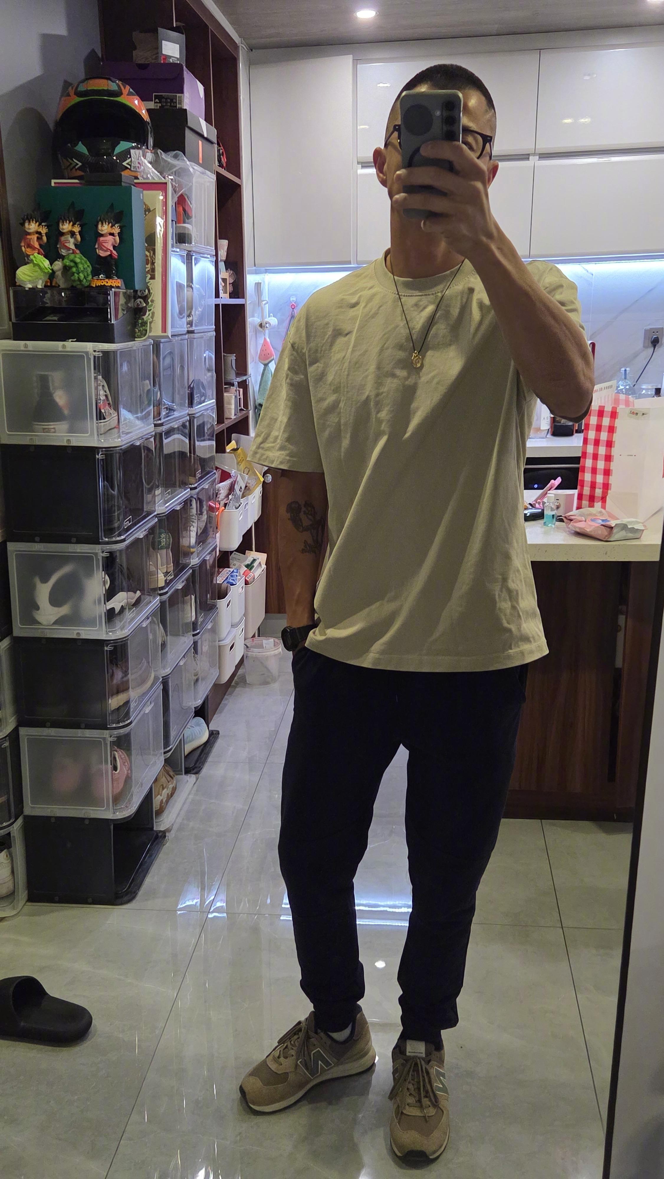 出门搬砖去喽～[酷]  ​​​