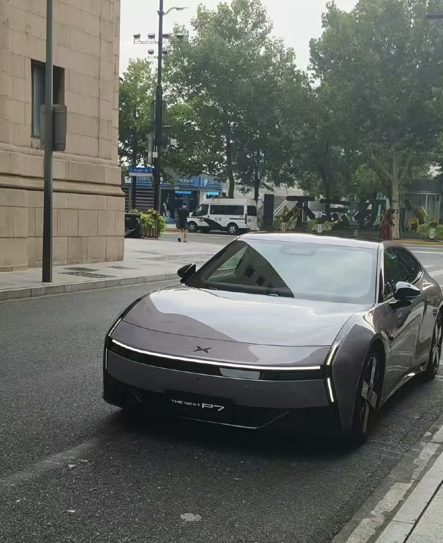 新小鹏P7，帅不帅？ ​​​