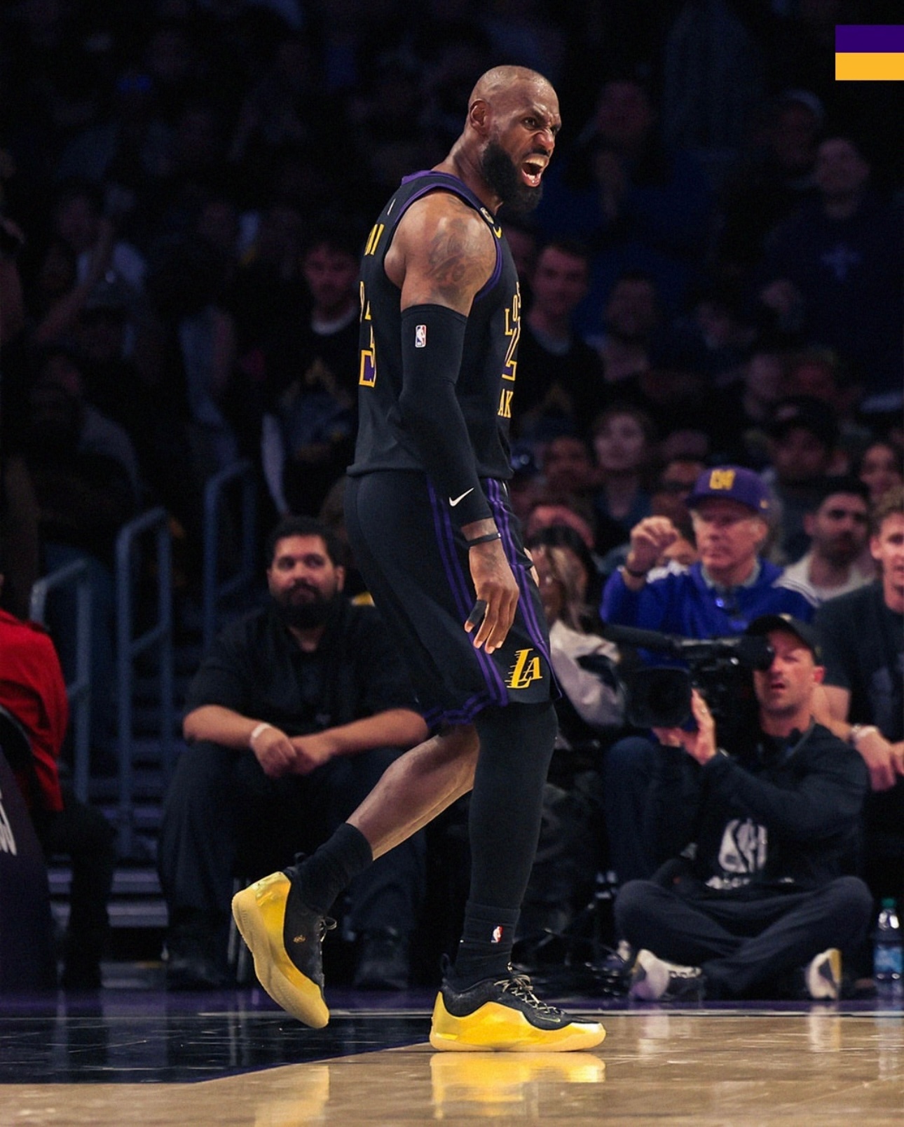 鹈鹕前锋特雷-墨菲被詹姆斯的表现所折服：“他就这么掌控比赛太久了，他见识过一切。