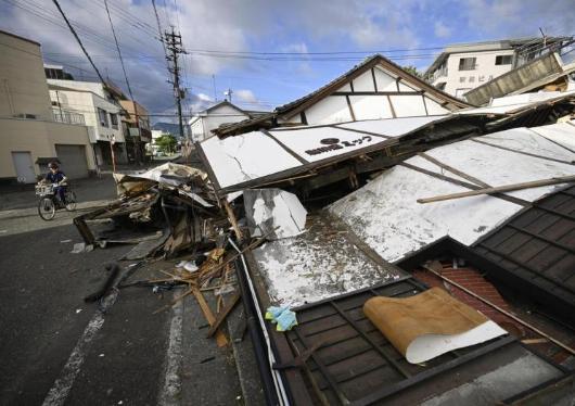 就在刚刚，
 
中国外交部发表声明，
 
针对日本熊本县发生强烈地震造成多人伤亡