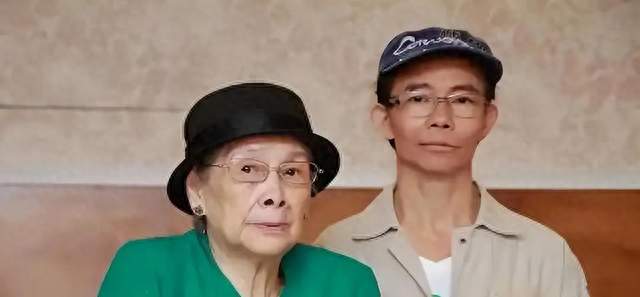 梅艳芳母亲已低调出殡！儿子梅启明疑未送终，150万土葬终成空