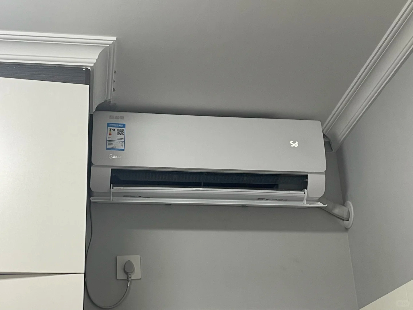 什么信号说明空调该换了数码闲聊站 租房遇到过最离谱的老空调，开一小时能停三次，每