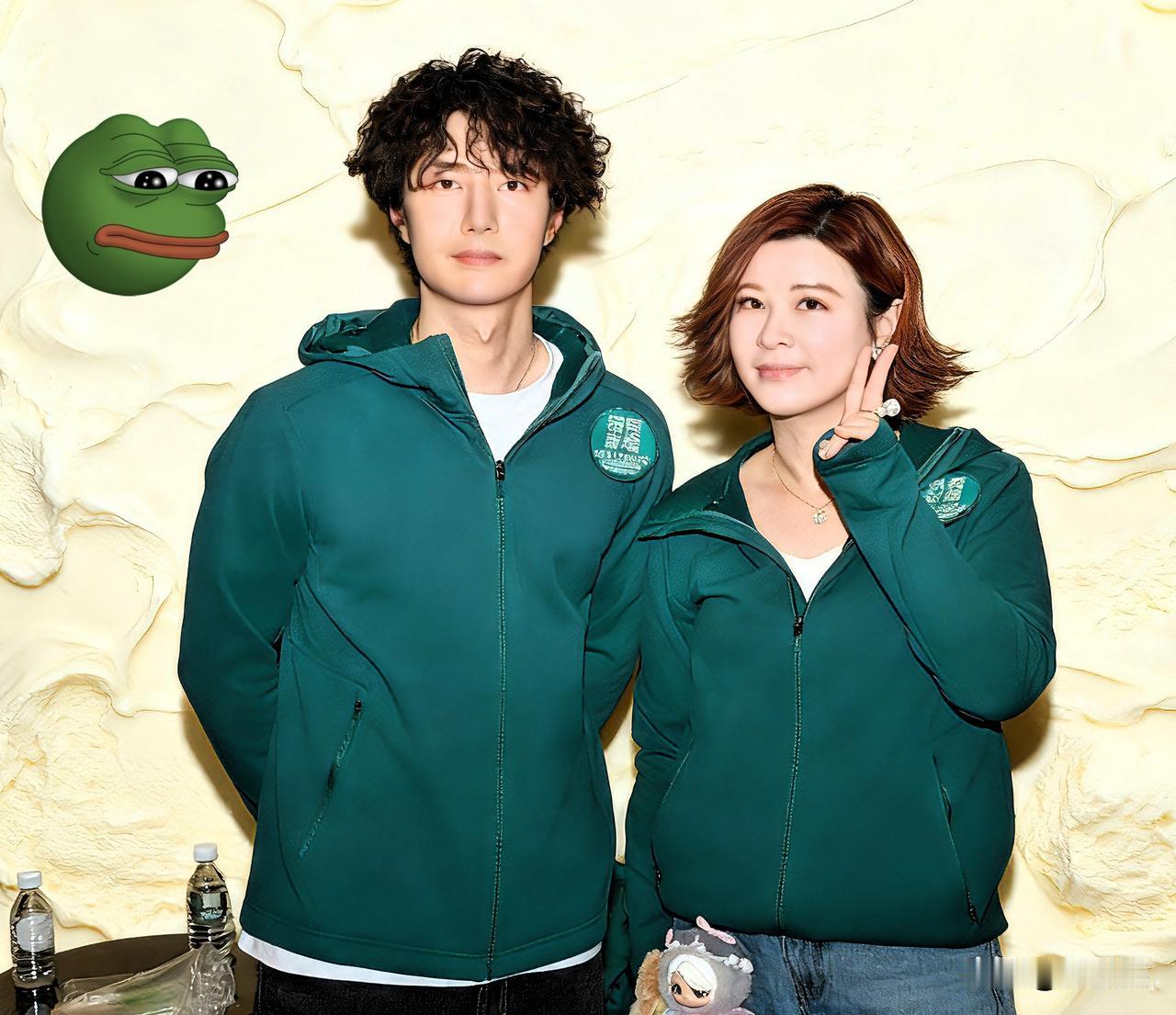 王一博太会了
不得不说
王一博不光长得帅气，演技好
话也太会说了。
杜华担心王一