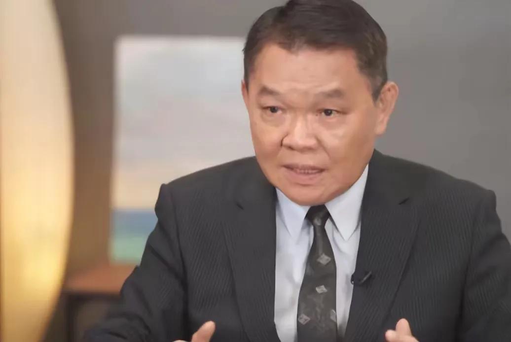 针对深中通道正式通车试运营，台海军退役上校黄征辉表示，中国大陆的基建实力非常强大