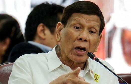 “只要中国愿意，菲律宾可以成为中国的一个省！”2018年菲律宾前总统杜特尔特公开
