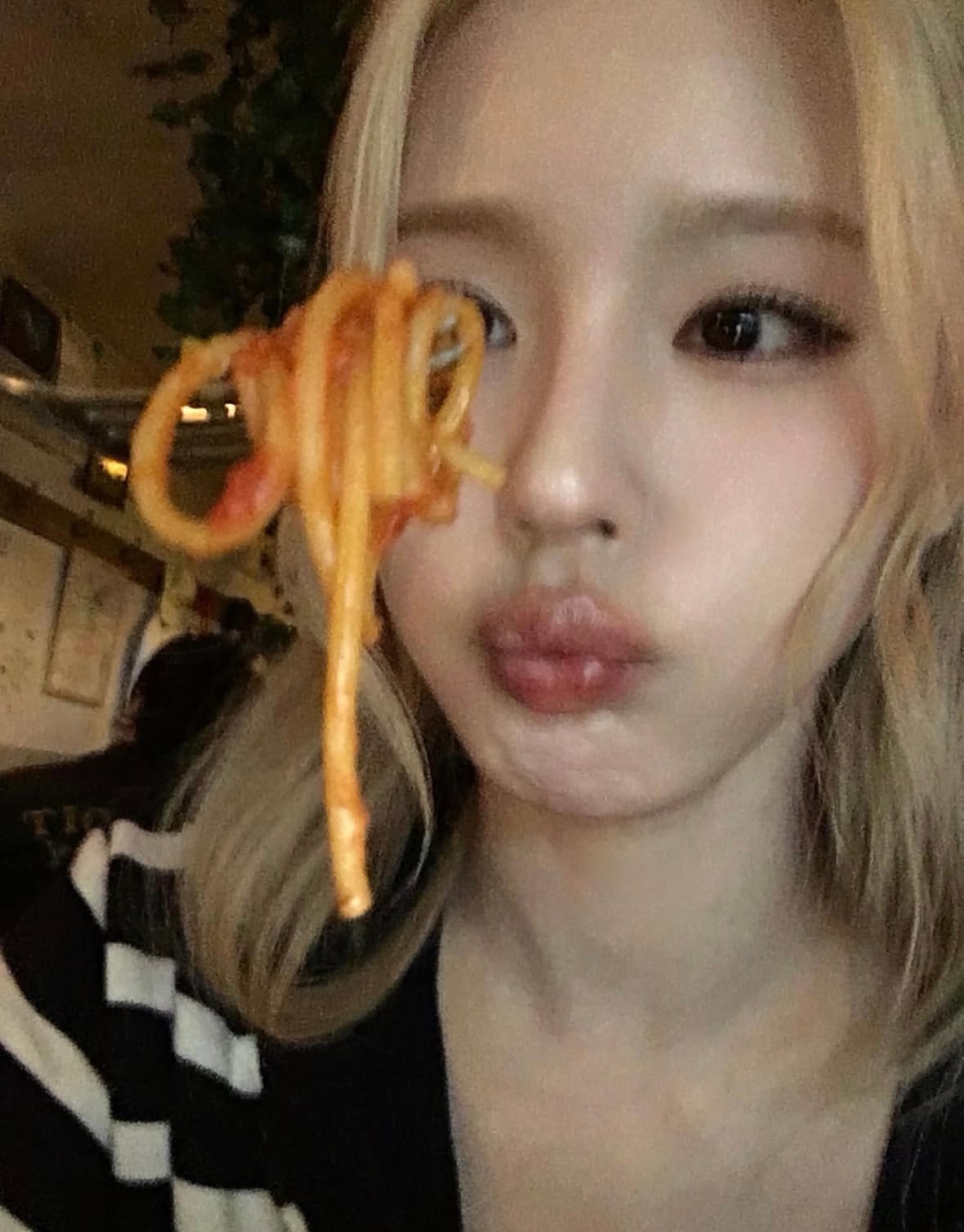 조미연 💓｜🍷🍝这个面面也是老抽来的赵美延💞 曺薇娟💘 idle