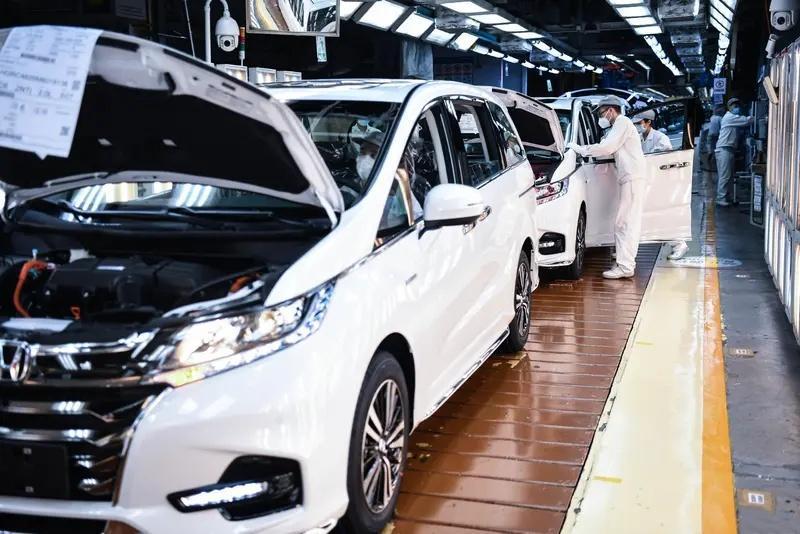 据媒体报道称，本田将再次推迟中国汽车工厂的复工时间约2周。针对与广汽集团合资的广