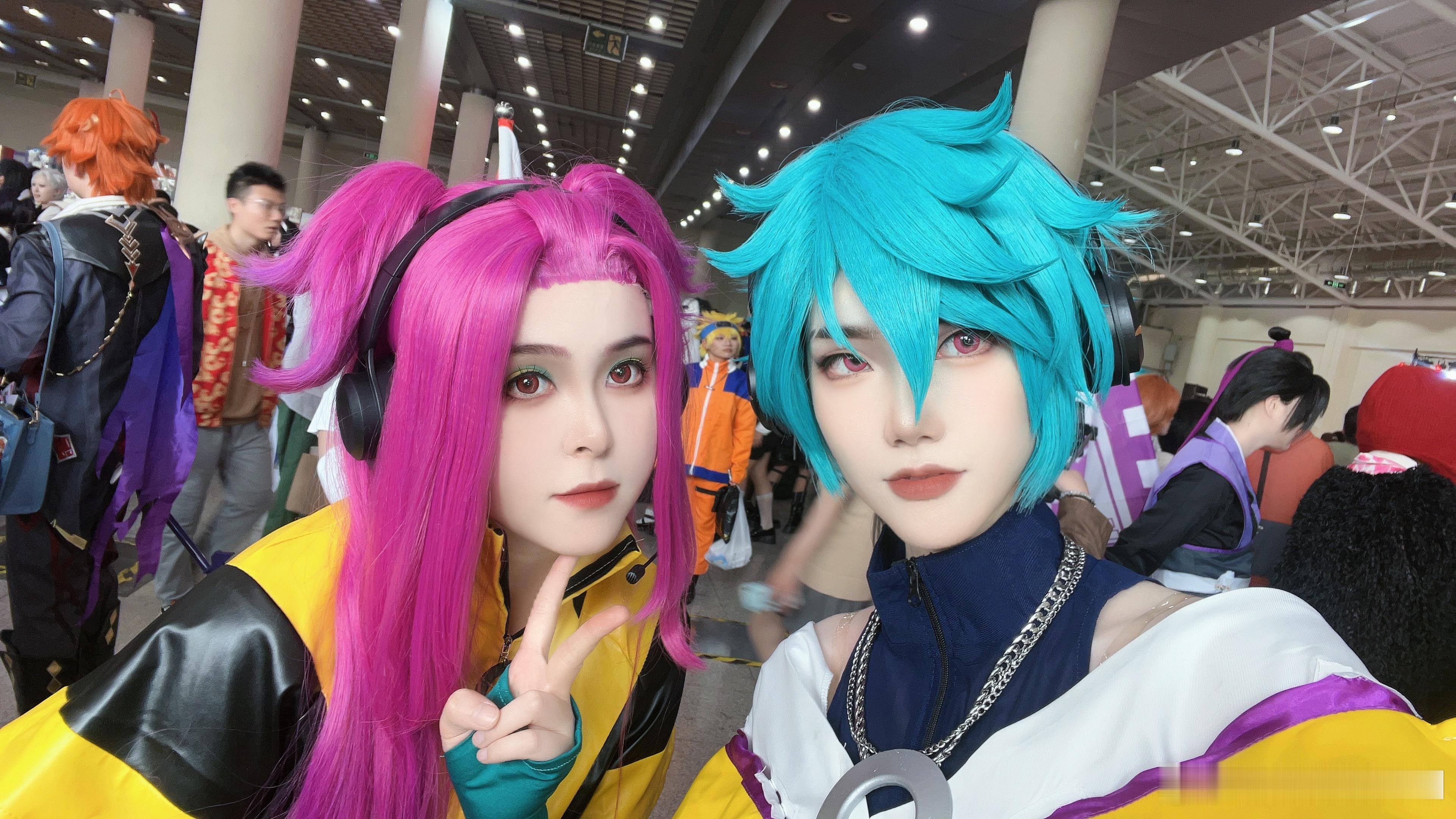 #COS[超话]##次元大赏##英雄联盟# 最后的钢！我妹​​​