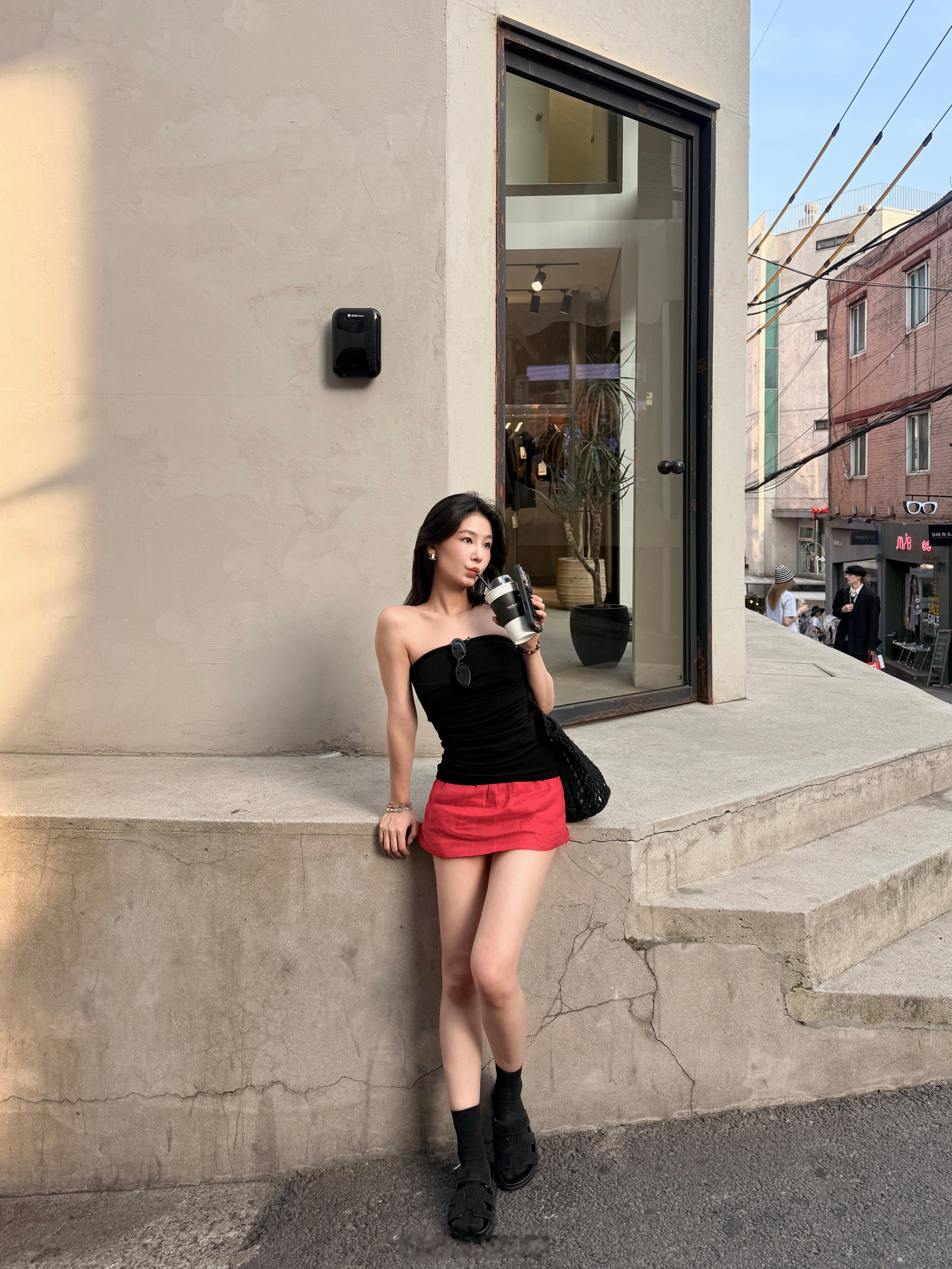 首尔到底有谁在啊？又来小韩了，可谓是我的海澜之家了。p3.在哪都要brandy一