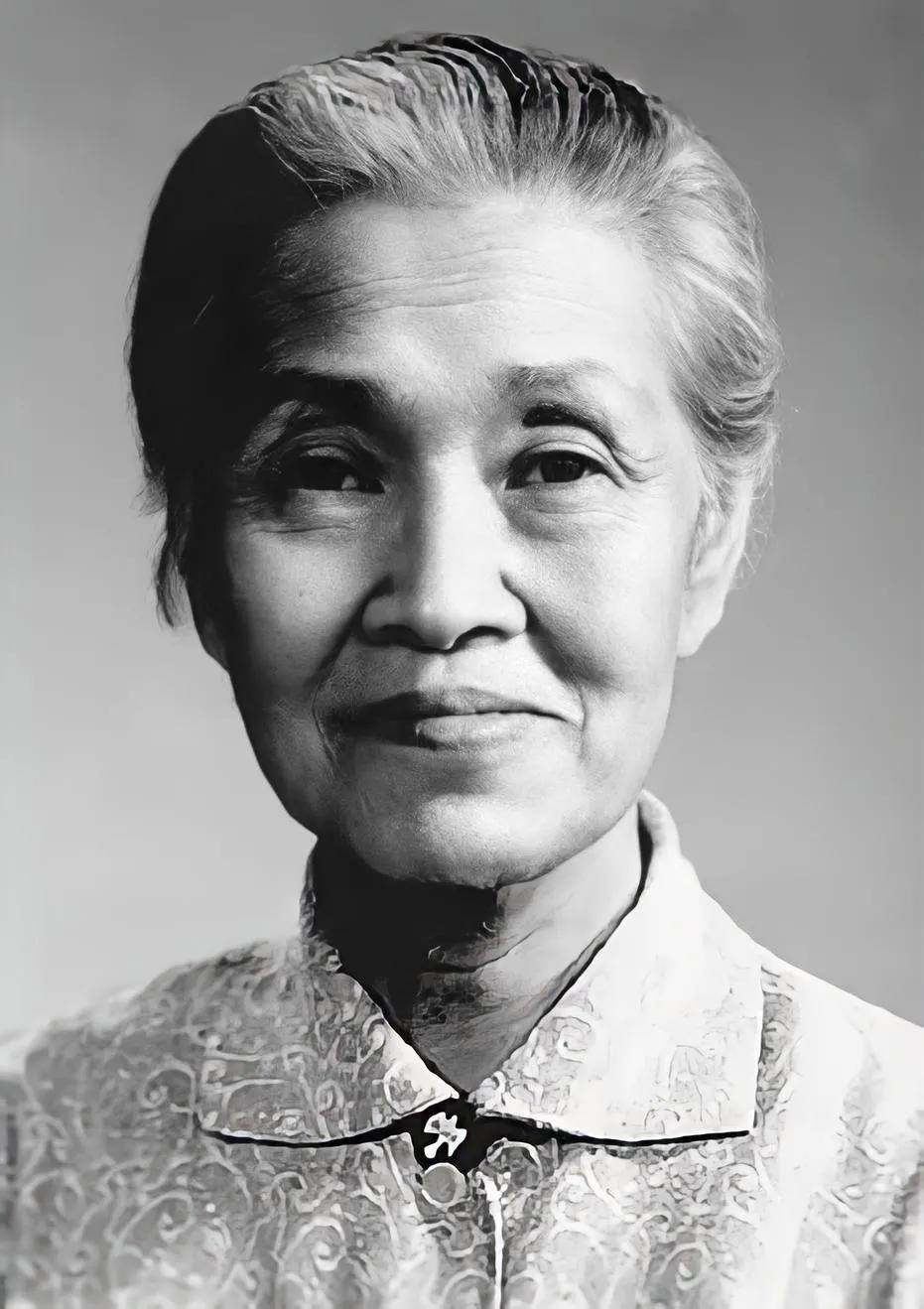 1983年4月22日，中国著名妇产科专家、中国现代妇产科学的主要奠基人之一‌林巧