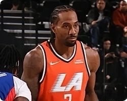 你敢信吗，莱昂纳德狂砍55分，创造3项记录！1、莱昂纳德今天全场26投17中，三