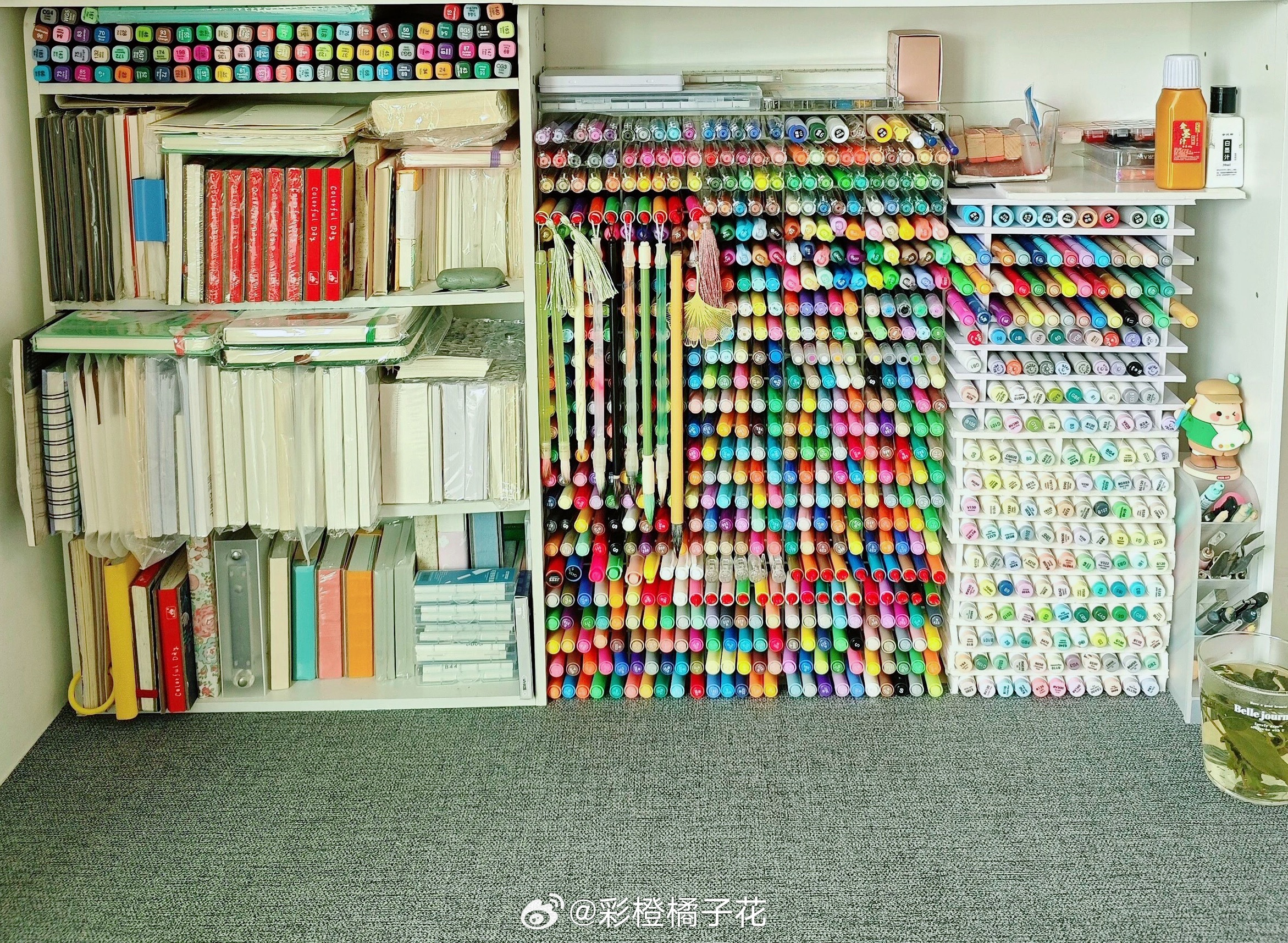 我给她看图一说：哇，人家的笔收拾得好整齐啊她顿了一下：可我们是不一样的孩子啊🧒