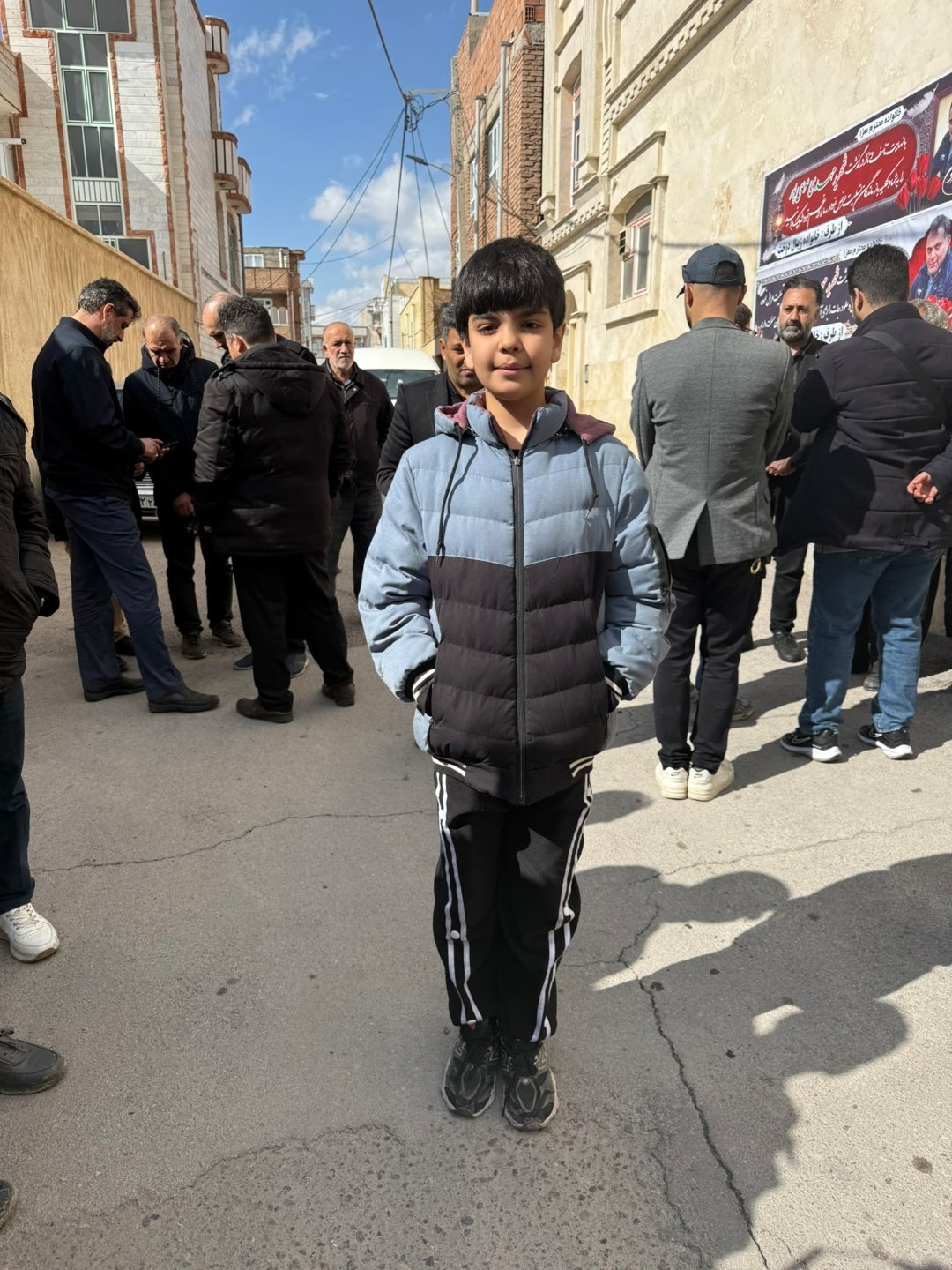 伊朗10岁男孩立志为父报仇造导弹加拿大律师、记者迪米特里·拉斯卡里斯：我们目前身