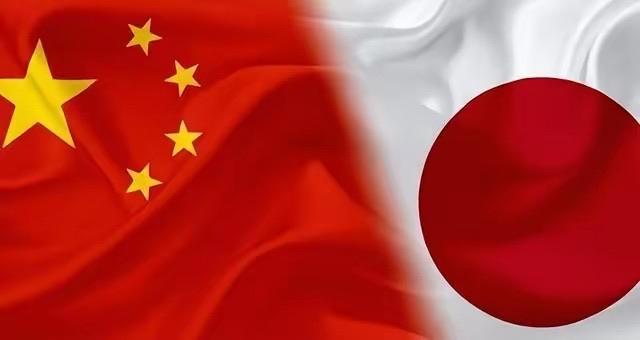 接触过大量日本人后，我可以很负责任的说：1：绝大部分日本人对于二战期间的暴行都知