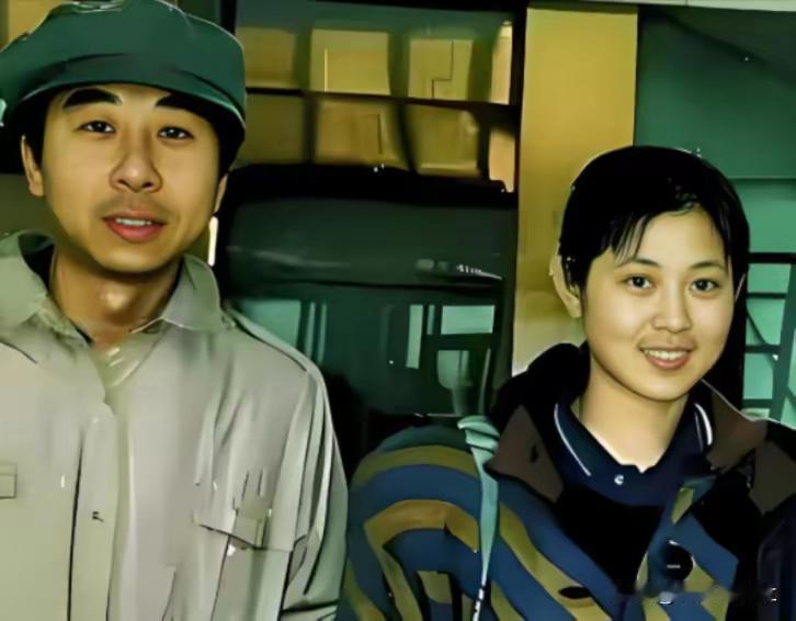 冯巩
倪萍
1988年
留影