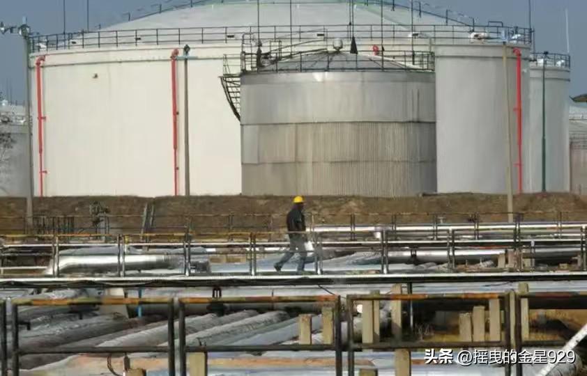 乌克兰拒绝让欧盟官员检查向匈牙利和斯洛伐克输送石油的受损的“友谊”输油管”

据