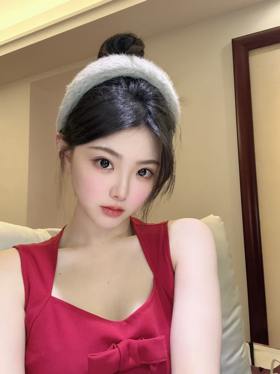 ≽^•༚•🎀≼ฅ