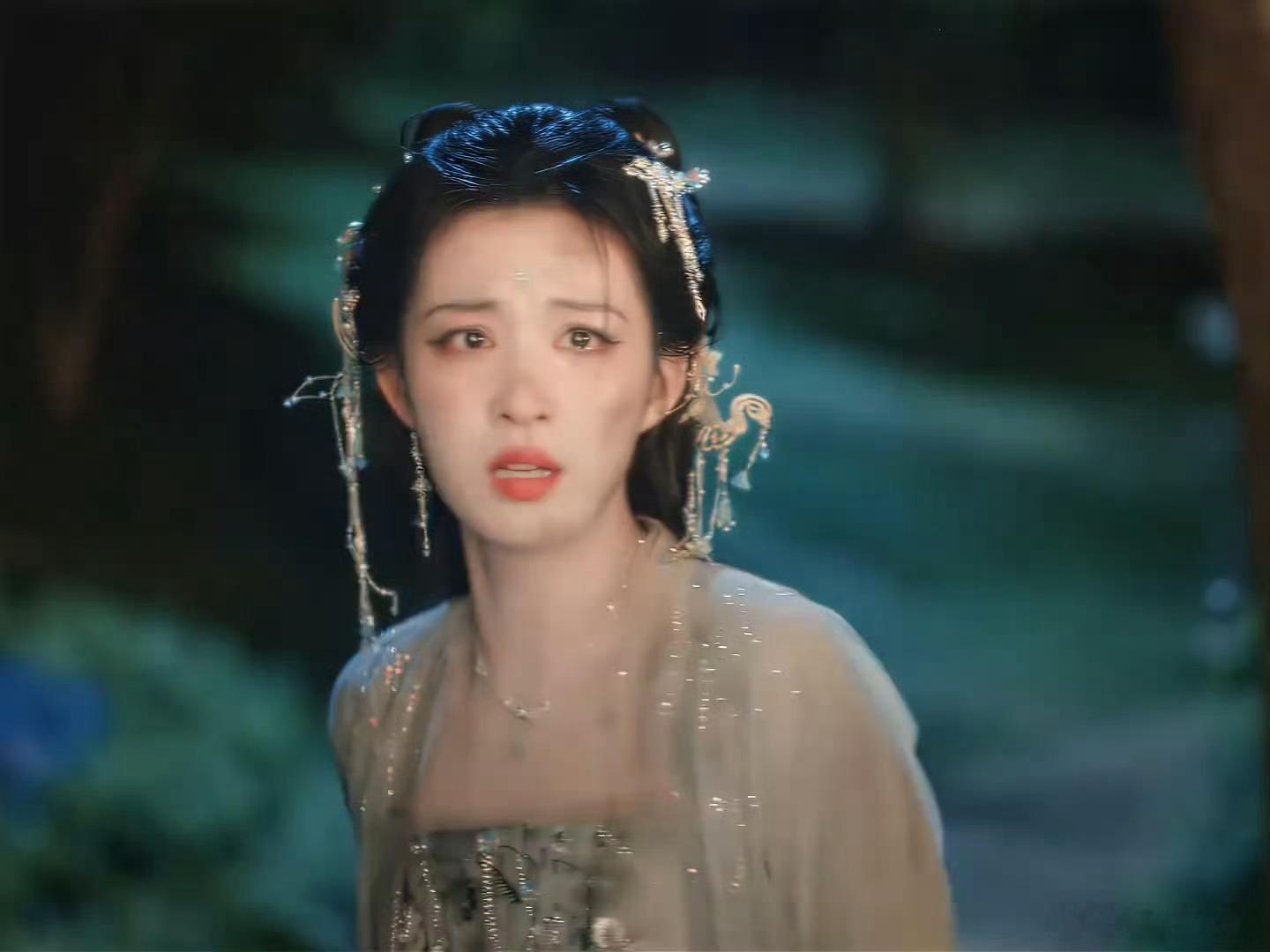 王楚然模仿妲己，“庾妃”美貌惊人😍 “看成何体统”，我已彻底爱上!古今皆宜的她