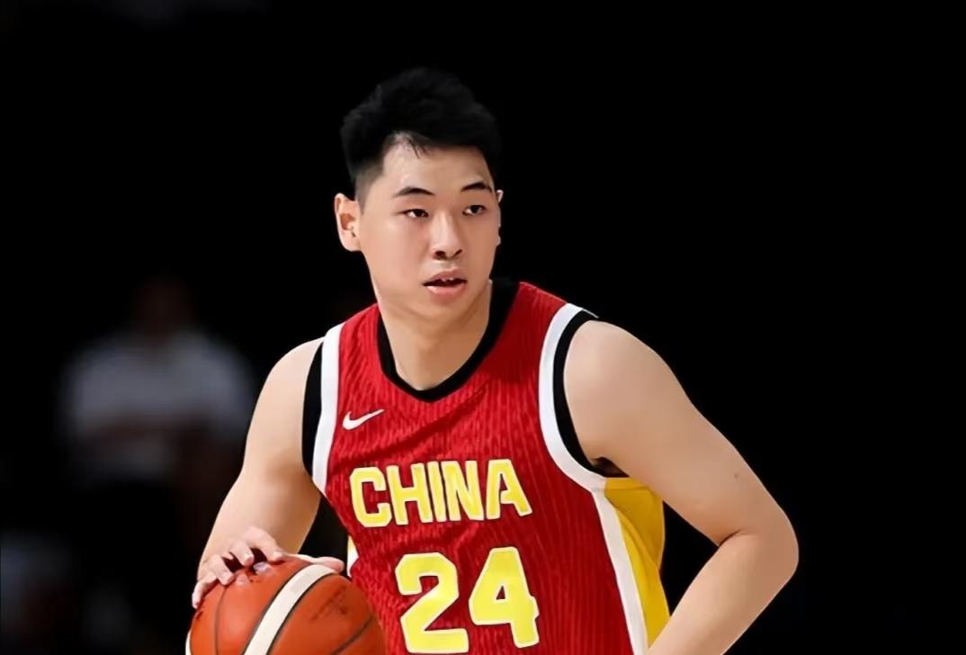 两次折戟半决赛！崔永熙直面遗憾，出手最多却进攻失准
 
半决赛大比分输给日本之后
