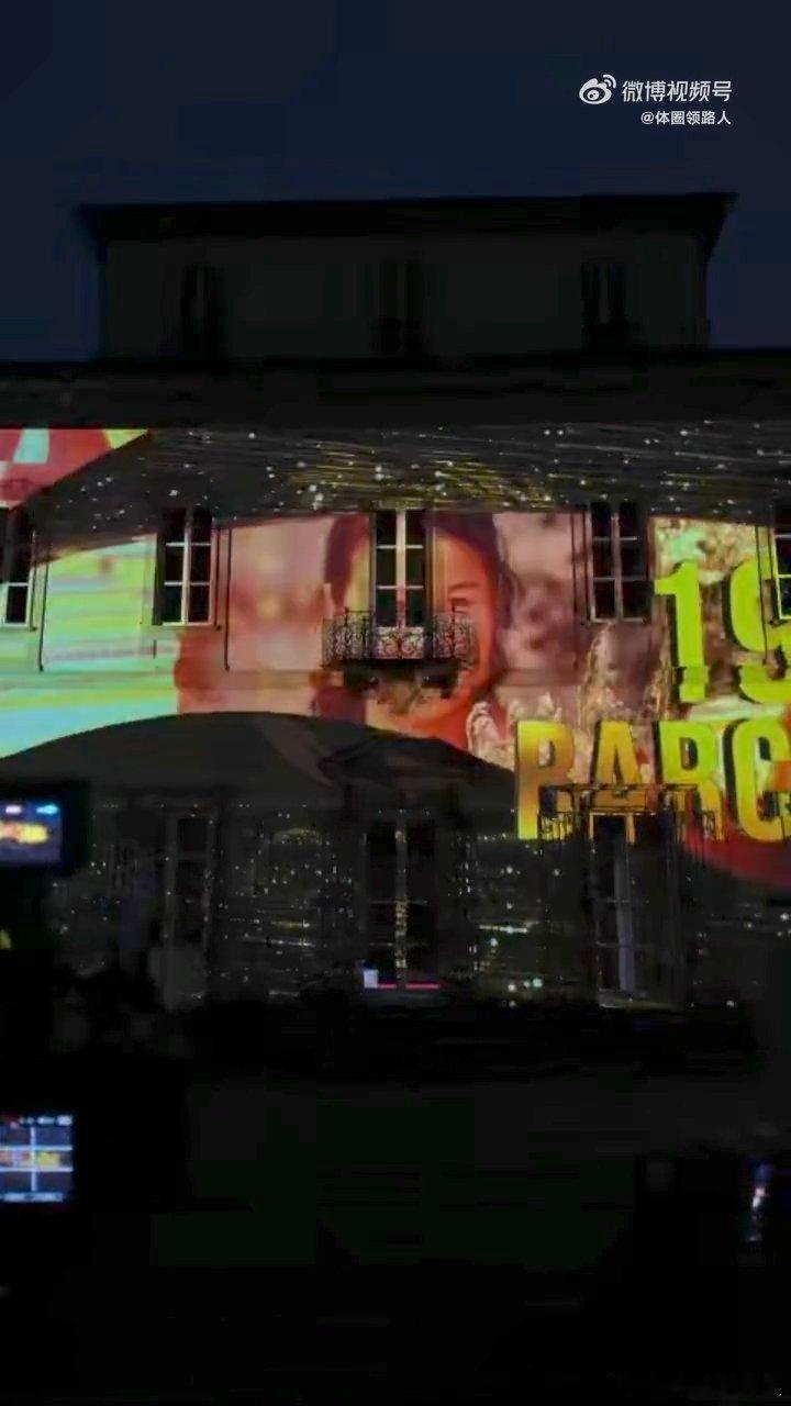 中国之家光影秀出现孙颖莎王楚钦米兰冬奥中国之家光影秀真的太绝了米兰百年欧式建筑的