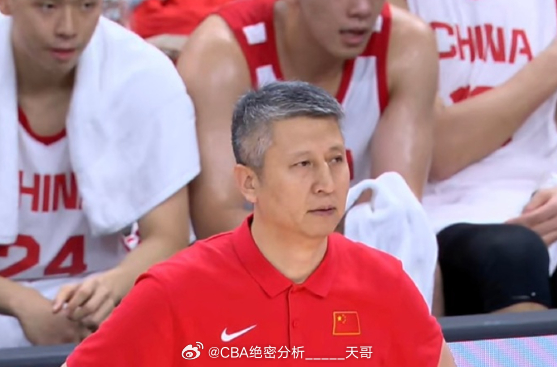 中国男篮vs澳大利亚男篮 一位优秀的主教练，其实并不是战术设计的有多精妙，个人魅
