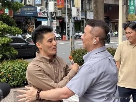 国民党青年部前副主任丁瑀曾多次公开批评党内政策与党主席郑丽文，被上百名党代表提案