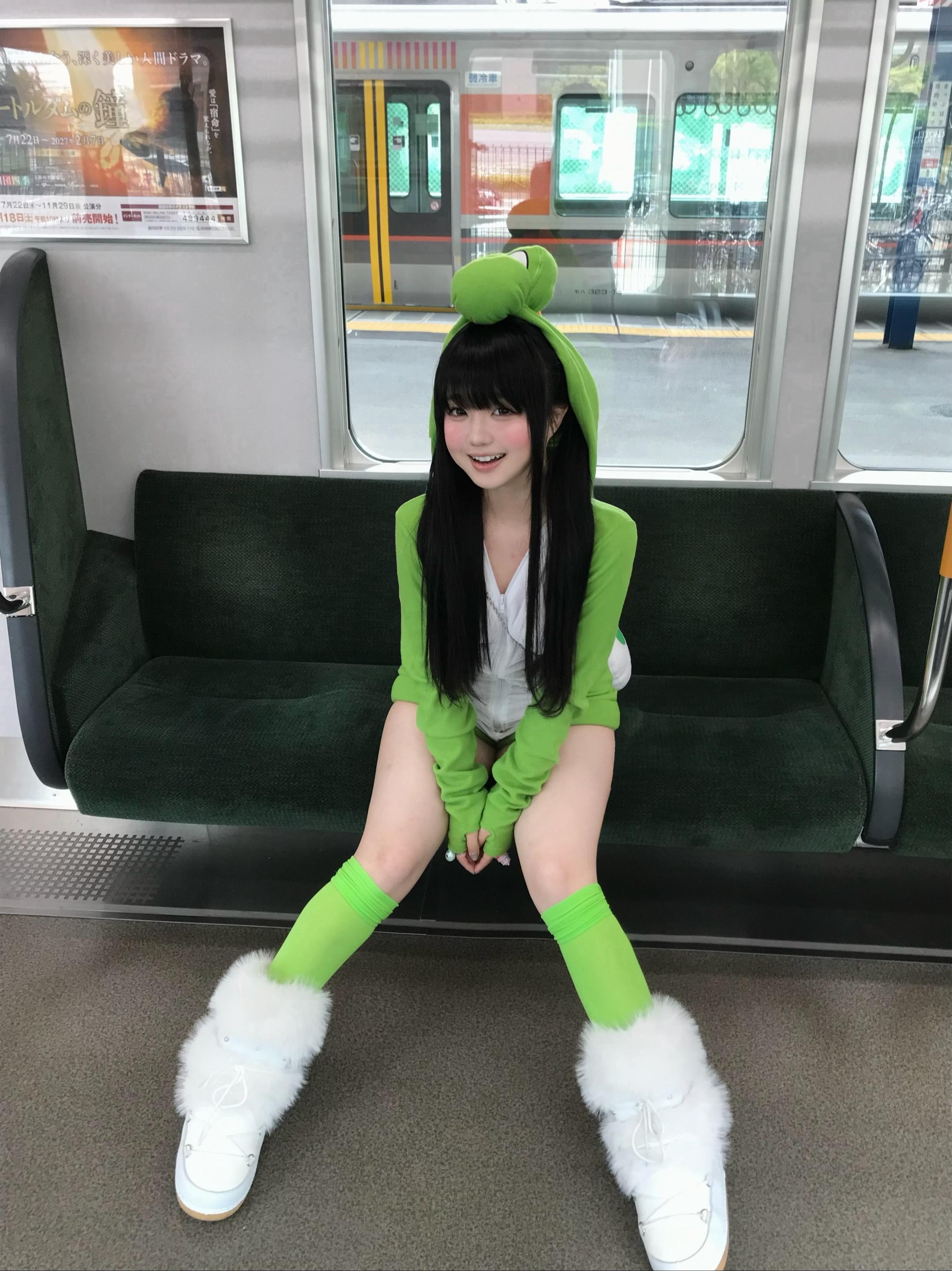 在工作人员一声声卡哇伊中沉沦