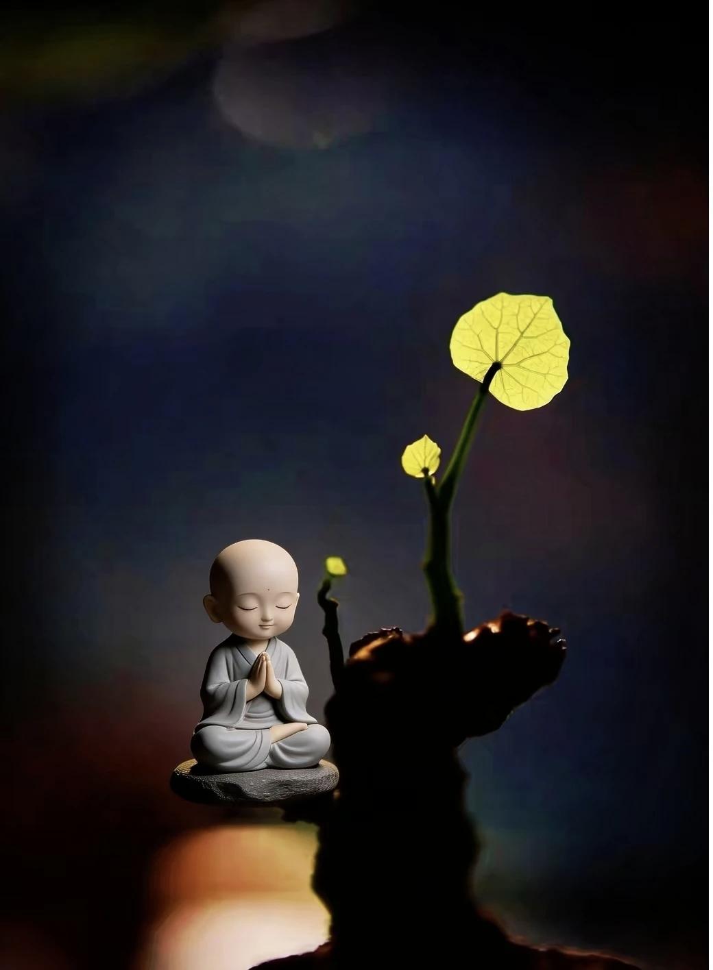 永远别低估骨子里的基因，原生血脉带来的东西，远比后天教养更根深蒂固。
 
我小时