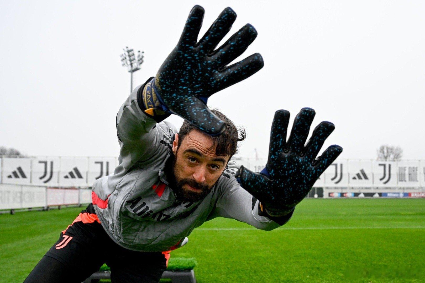 平索里奥36岁生日快乐！ 尤文图斯