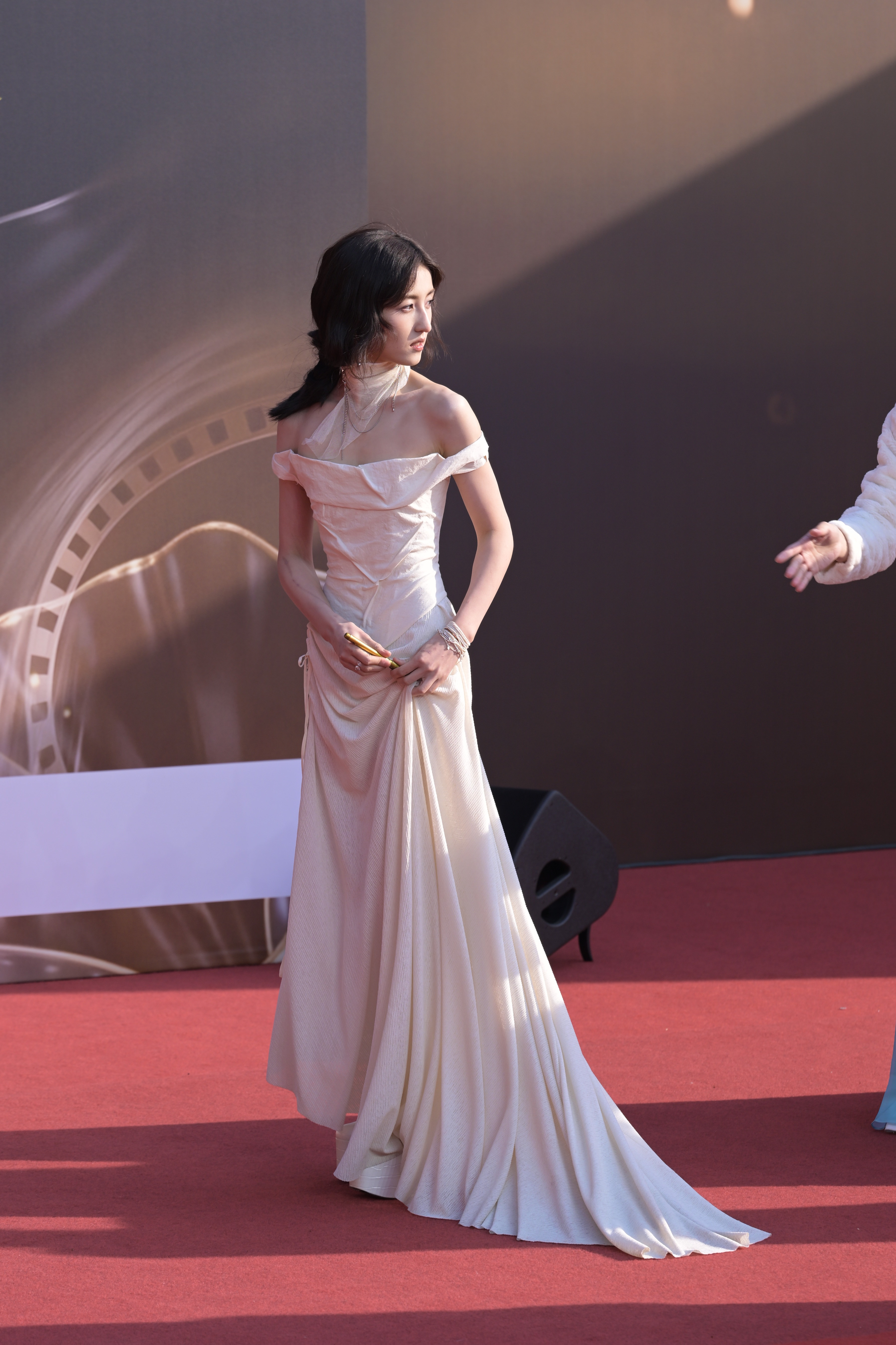 张子枫 白衣女神张子枫女神塑 张子枫亮相CMG中国电影盛典红毯 ，好美啊！ 