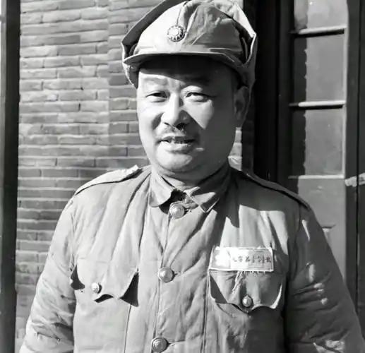 国民党原军司令刘峙的父亲，被村中恶霸活生生打死，刘峙返回家乡，看到杀父仇人，村民