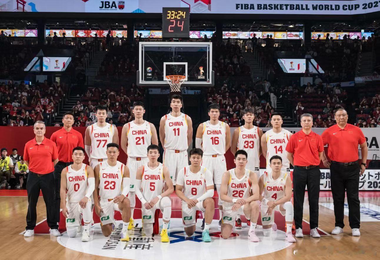 恭喜中国队拿下小日本！客场5打8能拿下这场艰难的比赛，对处于低谷的中国男篮来说是