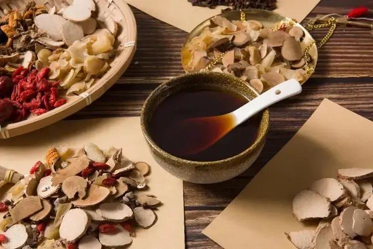 中风后遗症让人痛苦不堪，但你知道吗？有一个被遗忘的中风效方——续命汤，或许能帮你