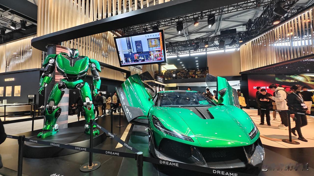 今天看车啦！最近中东战争短期看不到结束的迹象了，然后油价飙升、股市缩水，难不成军