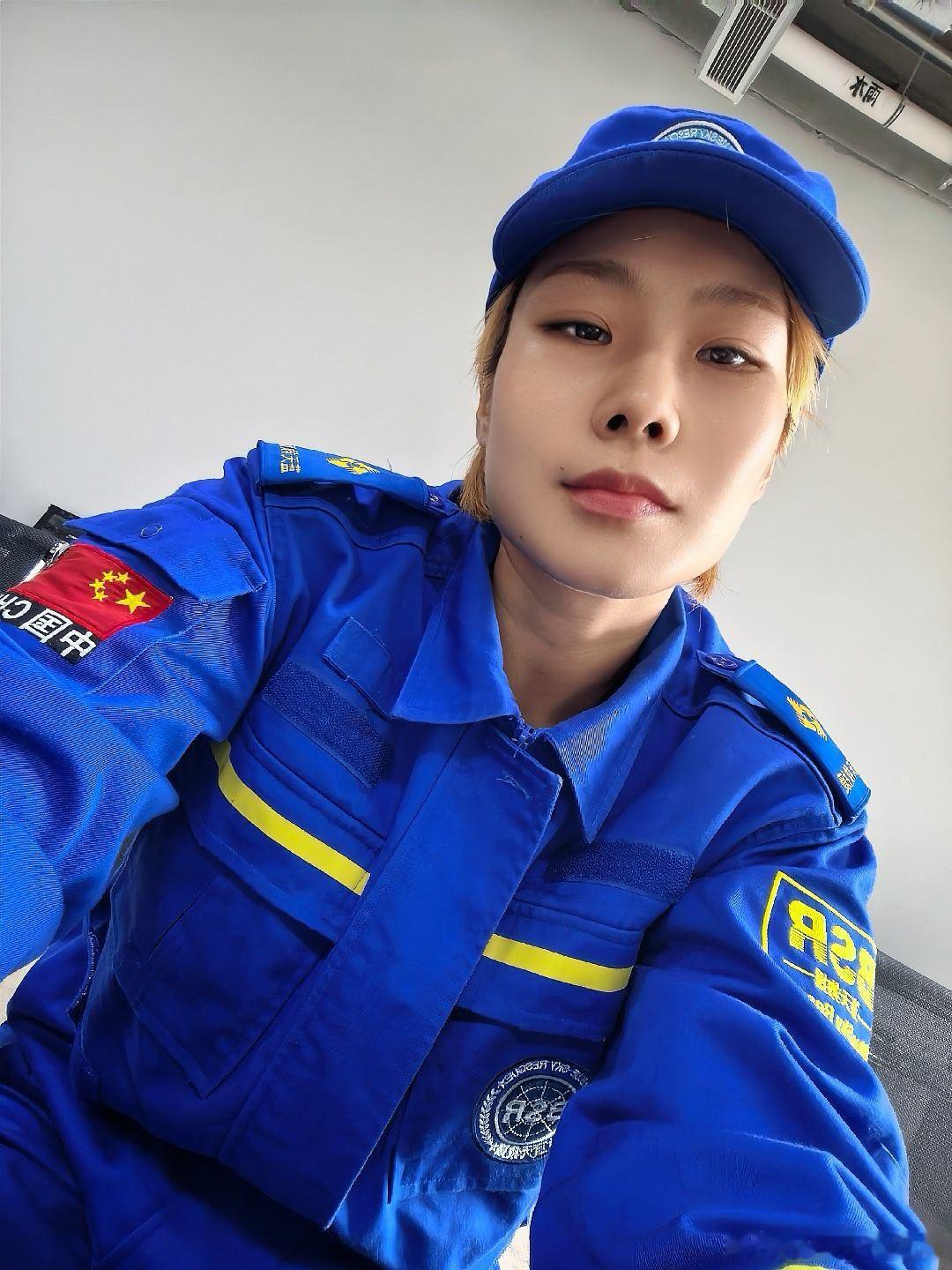 人防演练值班，安全第一志愿者救援队女性力量刘丽格斗运动员日常分享