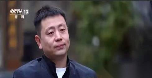 苏州那个小伙子徒手救人的事，最让人上头的不是救活了，而是救完之后。
医院的检查单