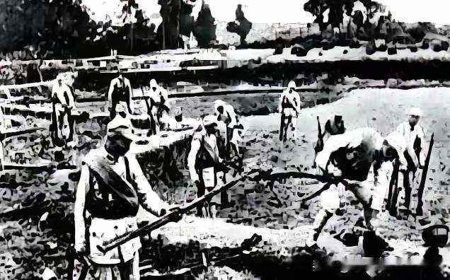 1945年12月，16岁的小战士李福兴跟着战友在净土寺塔下打扫战场，他眼尖，看见