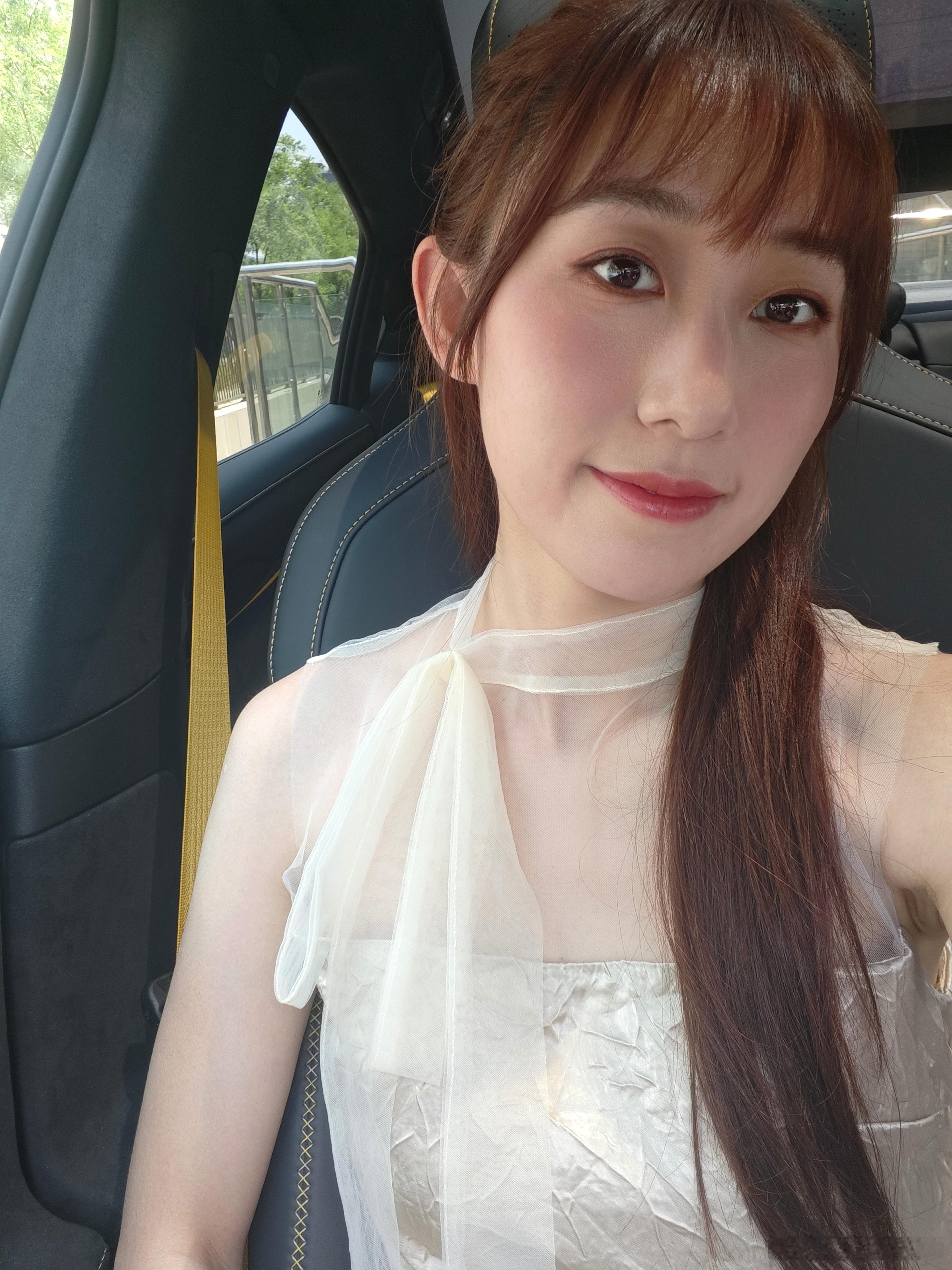 出个小差，今天很仙。 ​​​