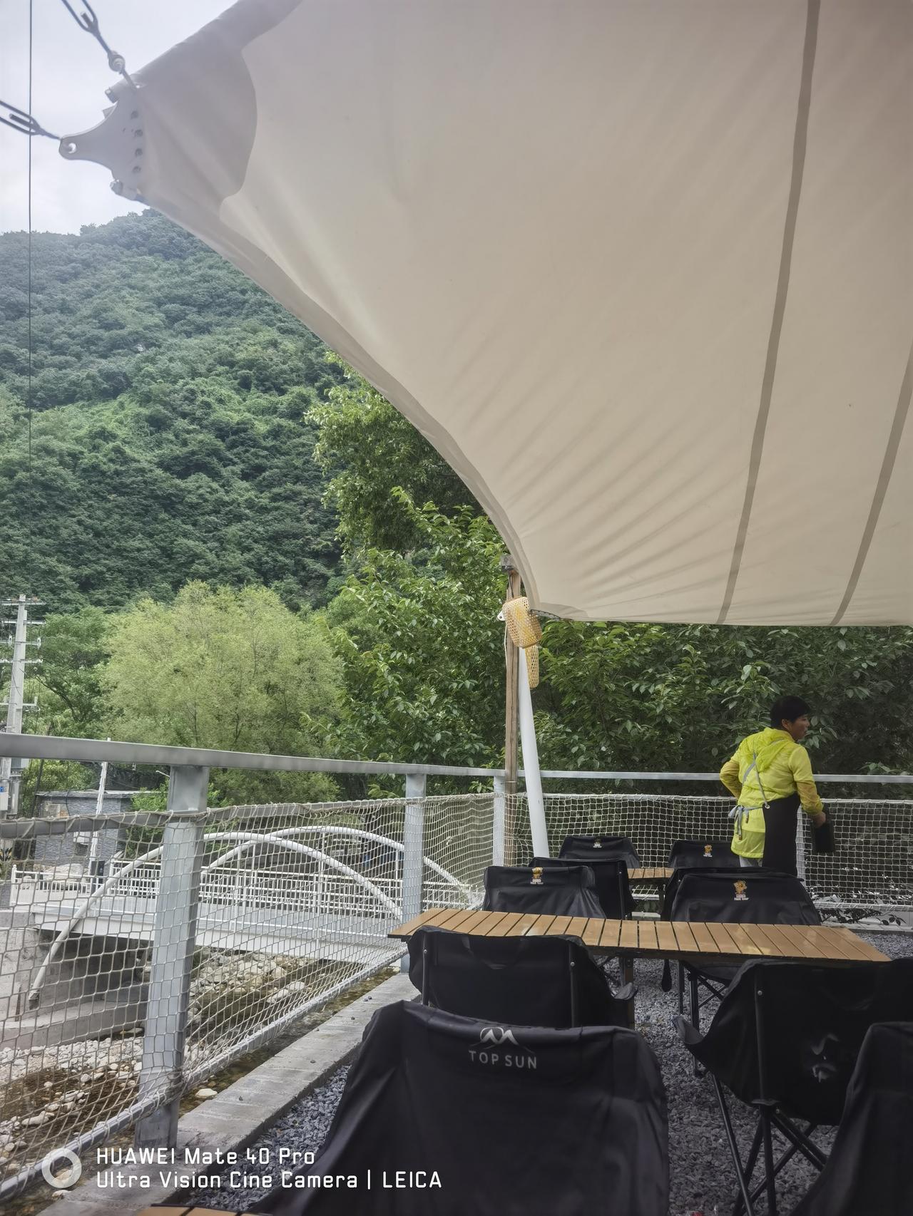说说蓝田汤峪沟！由于长安、鄠邑区秦岭几乎所有峪口都管控了，不让车进去，目前是西安