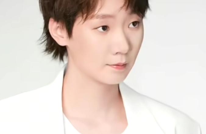 曼昱4:2申裕斌
晋级决赛
六局比分
11:8，11:13，11:13
11:6