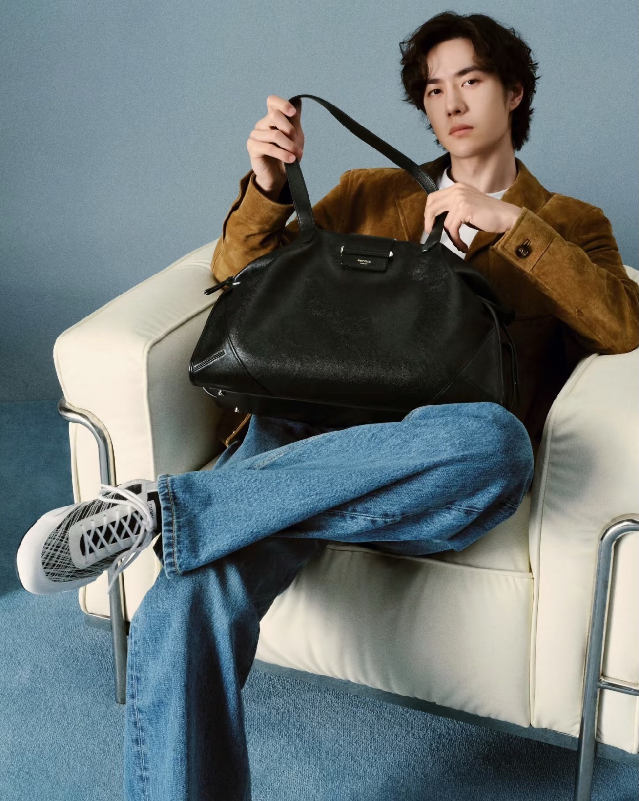 谁懂一上线就看到宝贝新的帅图的心情jimmychoo全球品牌代言人王一博