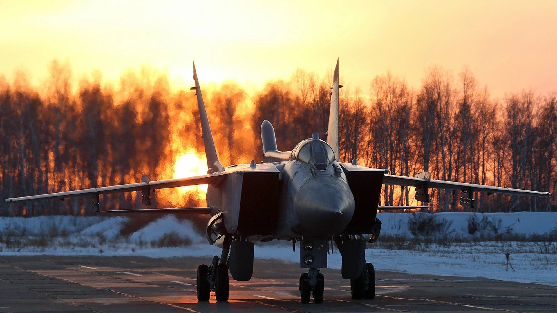 米格传奇  秋日的“猎狐犬”，暖色调Mig-31BM照片一组 