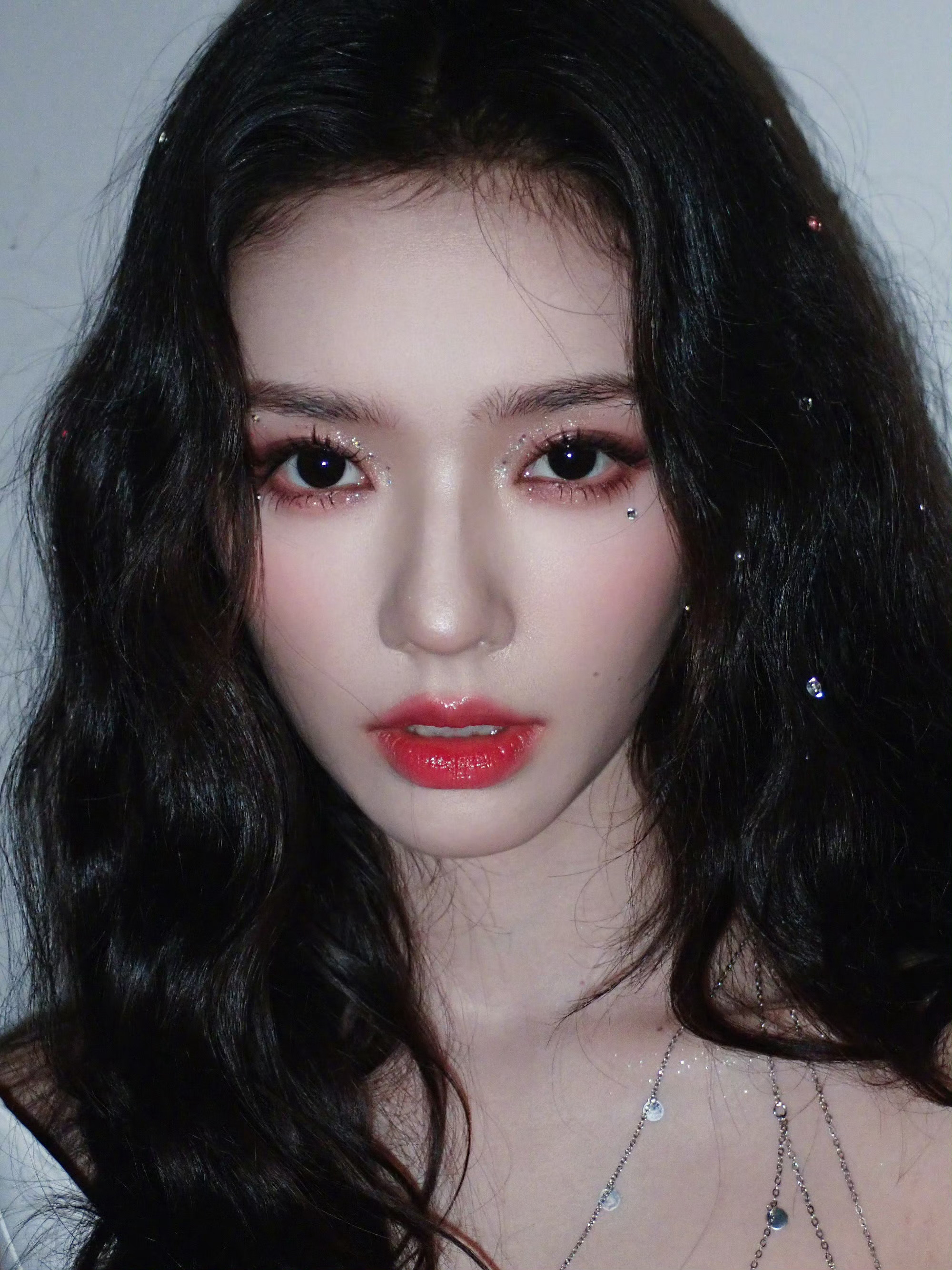 林允头发很女团了！这次的舞台很漂亮诶！表现特别棒！ 