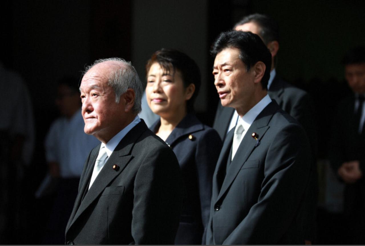 【日本战败投降81周年的“8·15”之际， 日本执政党高层等多名政客罕见赴靖国神