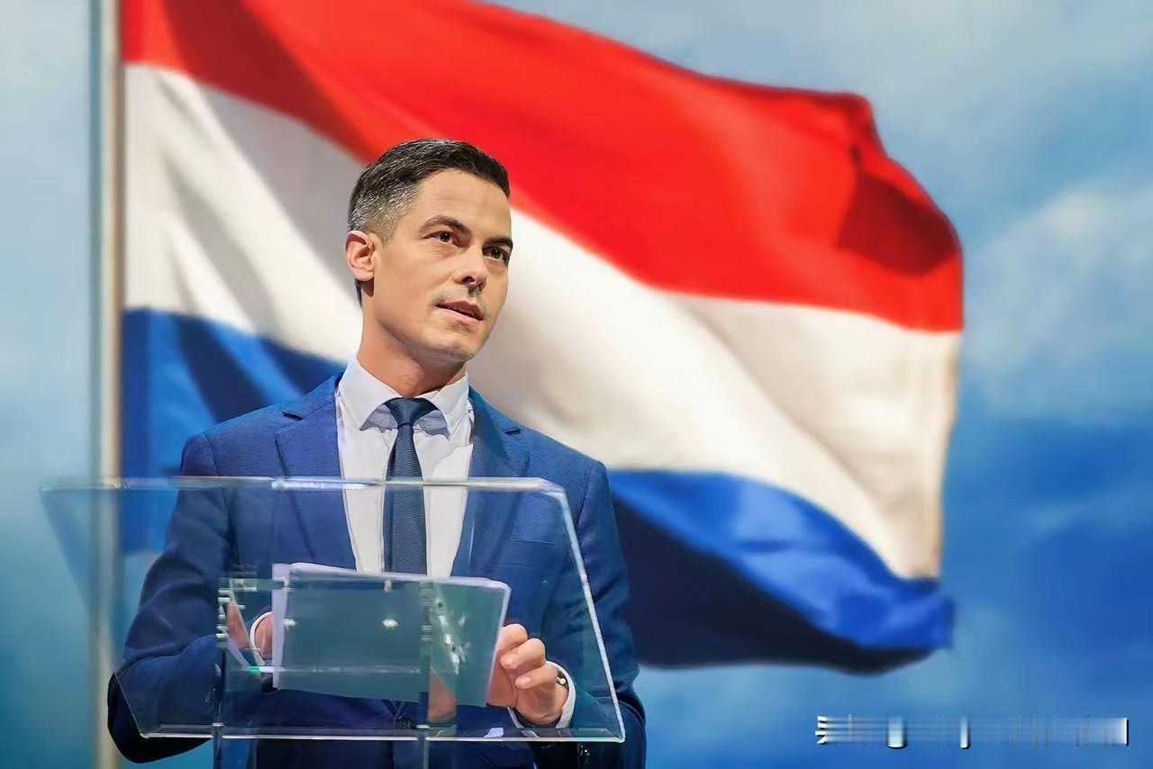 这哥们叫罗布·耶滕，今年38岁，是荷兰新当选的首相，也是荷兰历史上最年轻的首相。