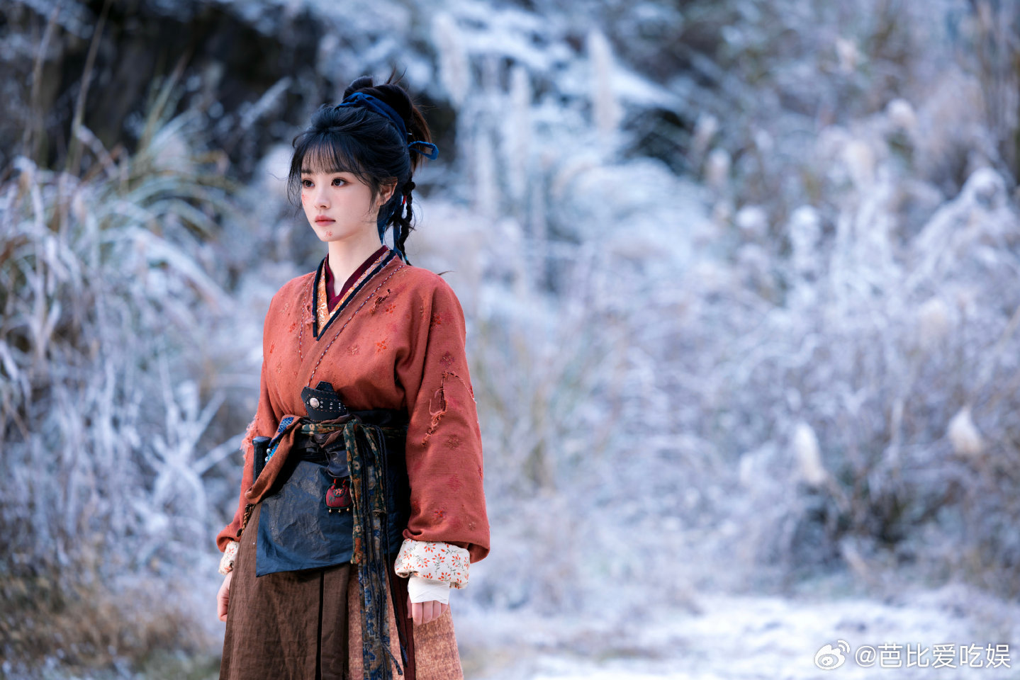 谁还没试过逐玉同款造型变装逐玉 刷到逐玉变装直接沦陷🤩！谢征雉鸡翎盔甲造型帅到